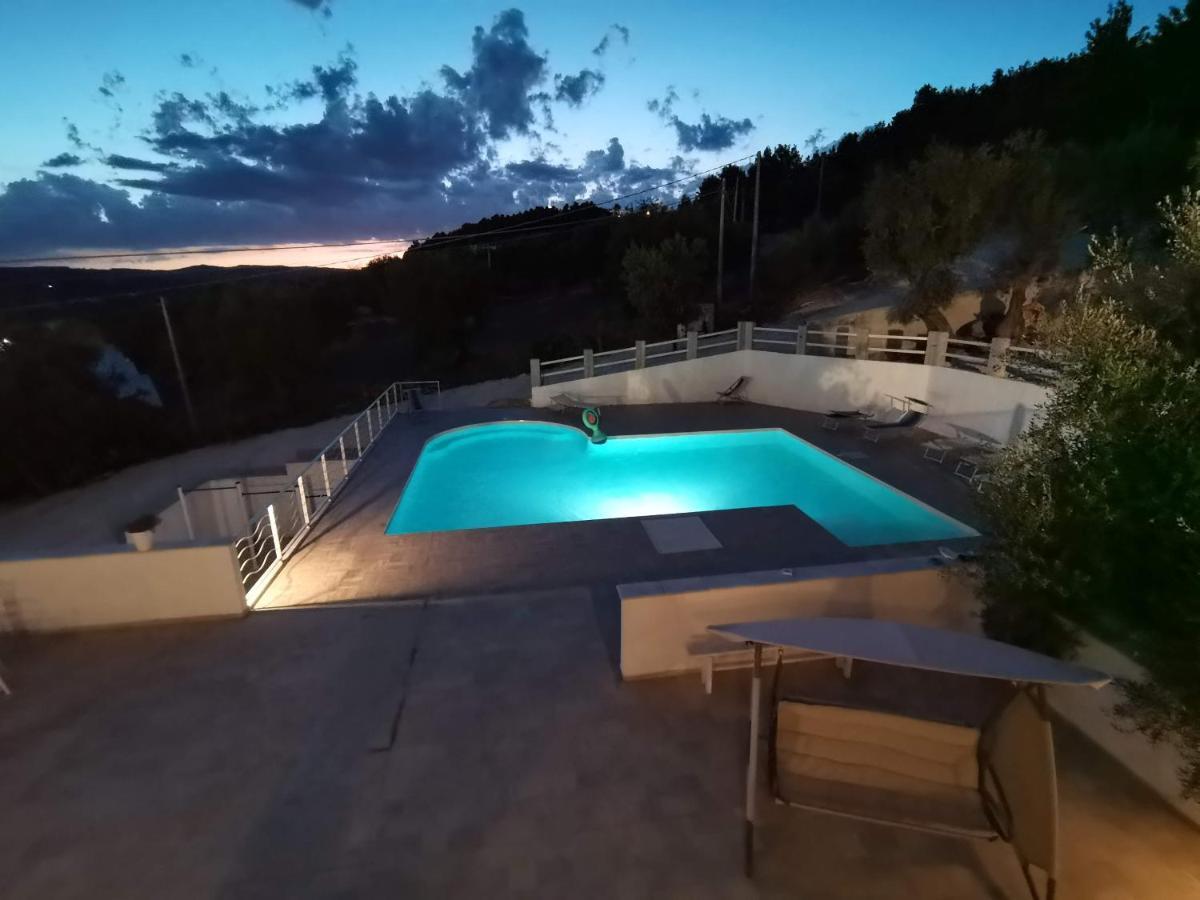 La Duchessa E Il Contadino Villa Vieste Luaran gambar