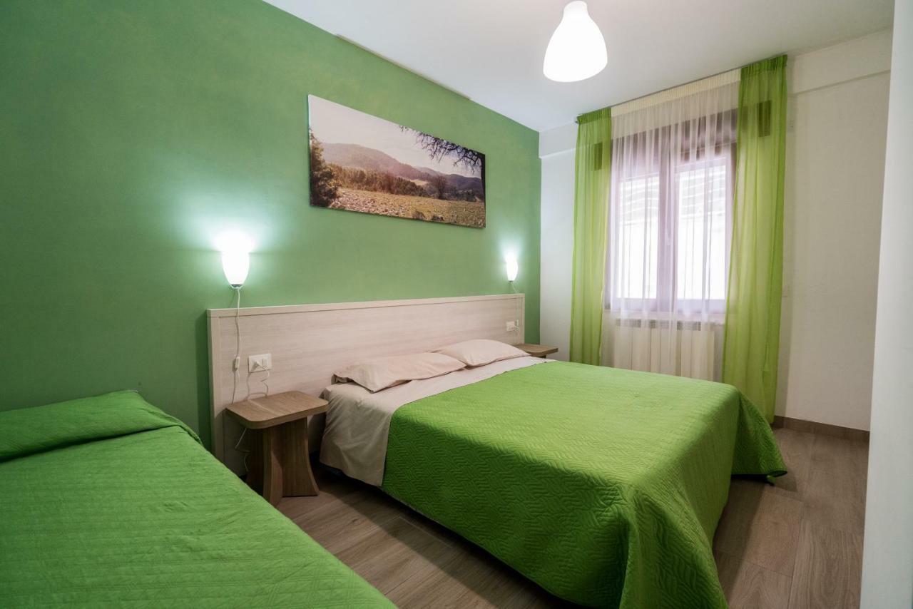 La Duchessa E Il Contadino Villa Vieste Luaran gambar