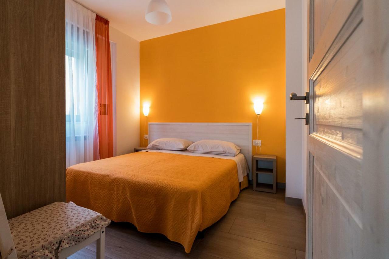 La Duchessa E Il Contadino Villa Vieste Luaran gambar
