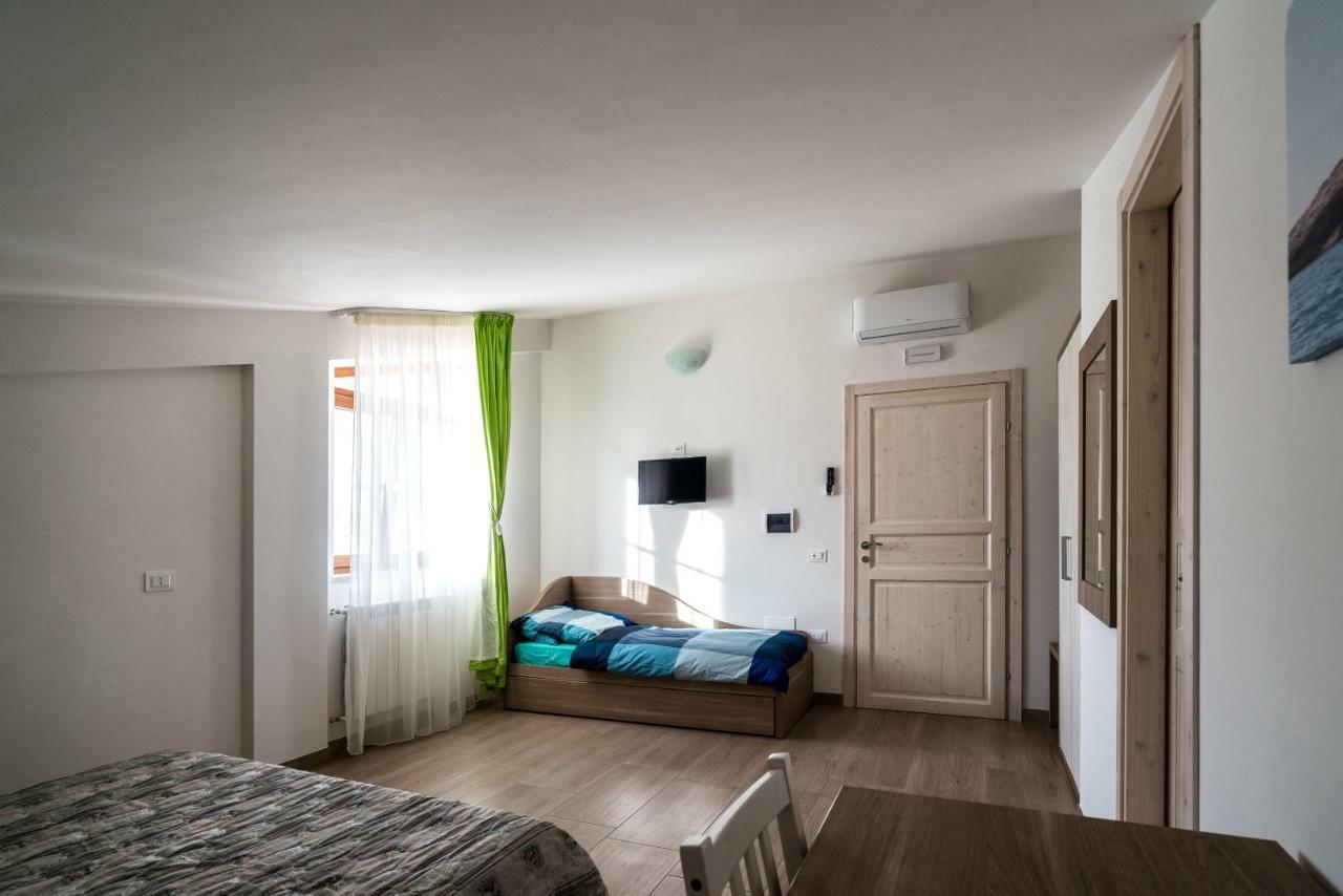 La Duchessa E Il Contadino Villa Vieste Luaran gambar
