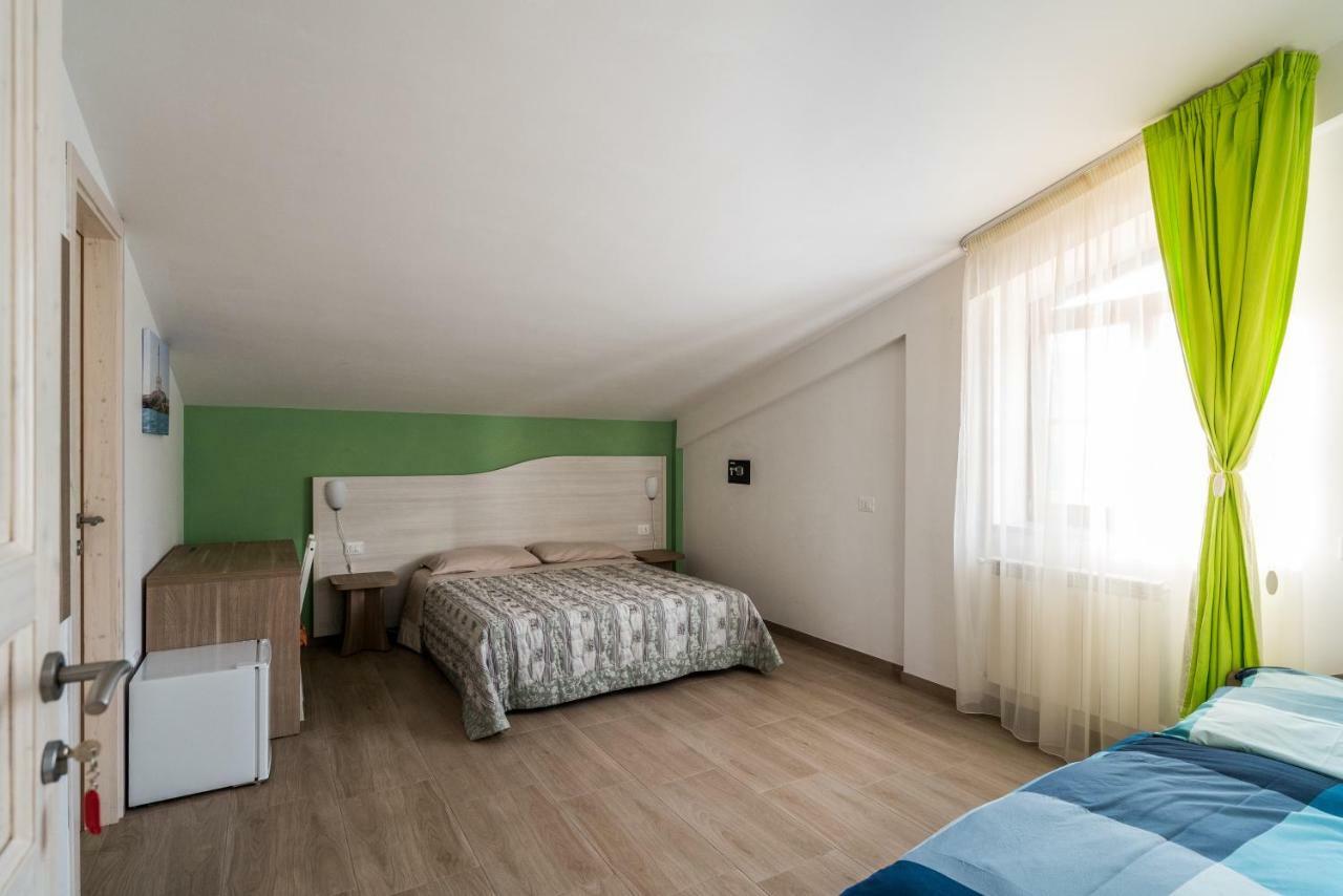 La Duchessa E Il Contadino Villa Vieste Luaran gambar