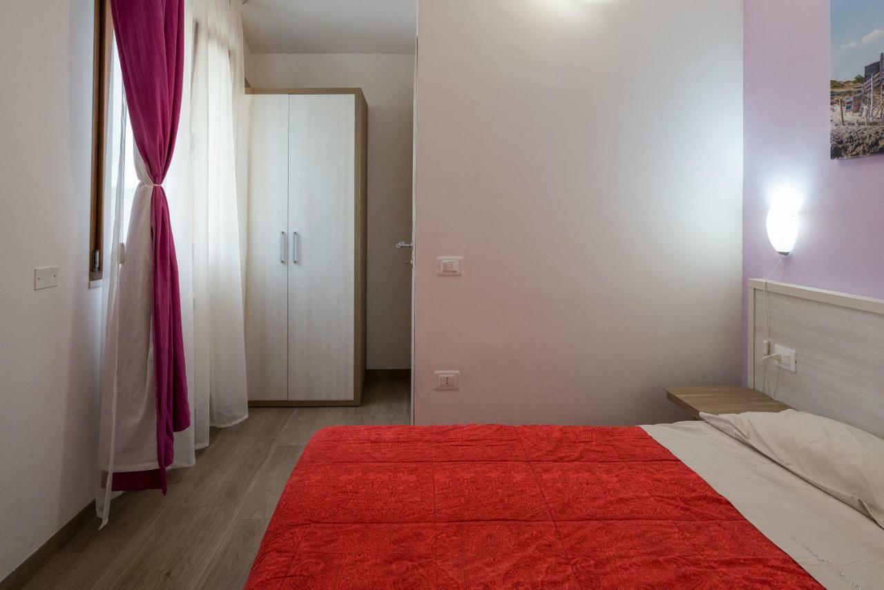 La Duchessa E Il Contadino Villa Vieste Luaran gambar